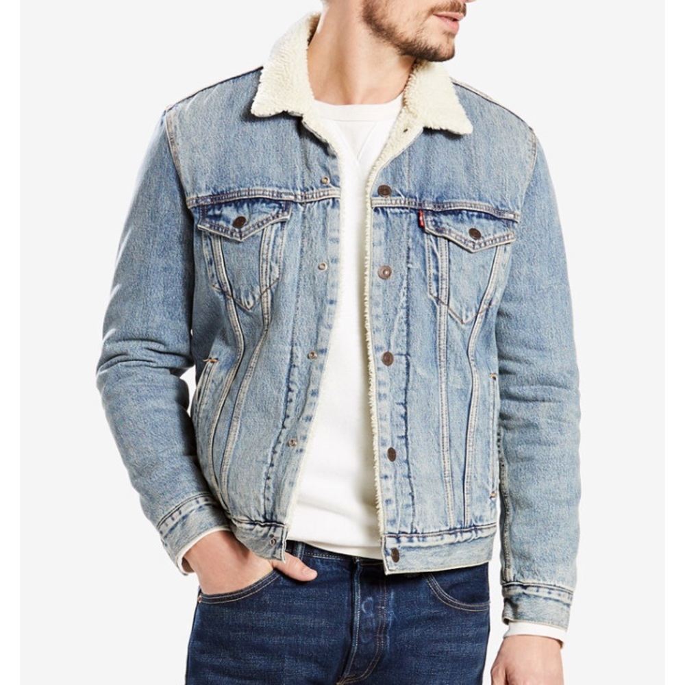 NWT Levi’s Sherpa lined denim trucker jacket